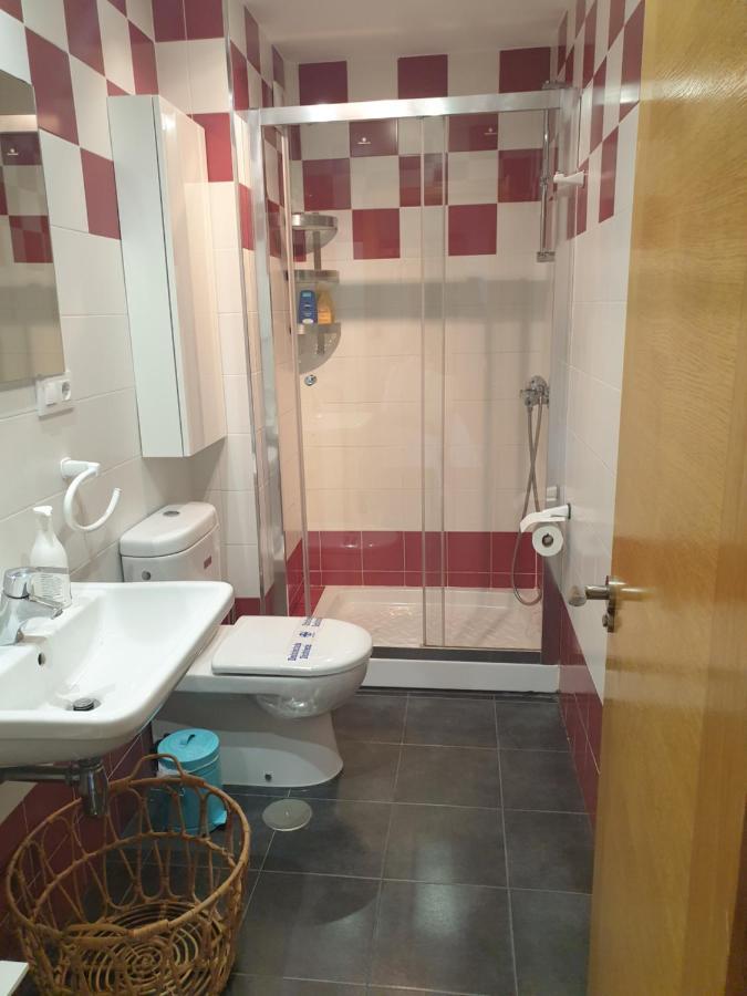 Apartamento Cine Colón 2 Ribadeo Exterior foto